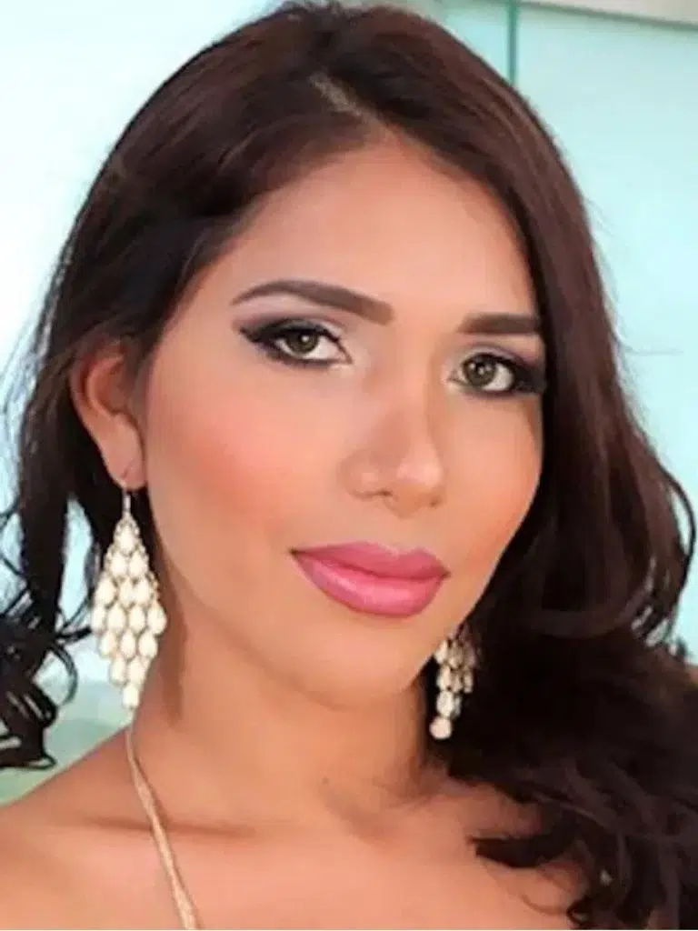 Isabella Cruz Biography: Wiki, Age, Career, Height, Weight, Husband, Net Worth & More